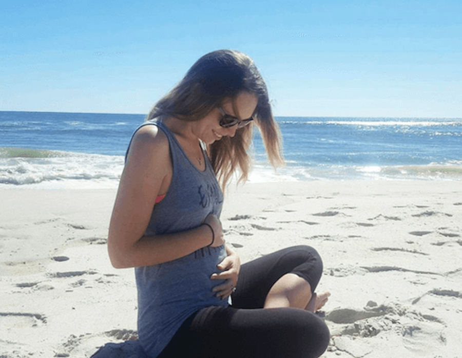 Traveling when pregnant: tips and stories by travel bloggers - Travelling  Sunglasses