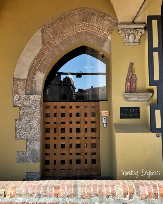 Bologna gate ancient arch