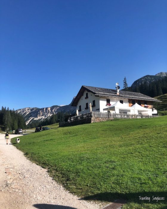 Ra Stua Refuge hike Cortina Dolomites